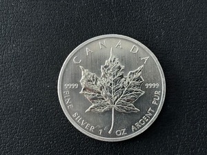 2013 1 Ounce .999 Fine Silver Canada $5 Dollar Coin