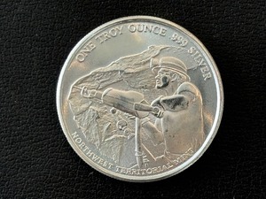 1 Ounce .999 Fine Silver Round Northwest Territorial Mint