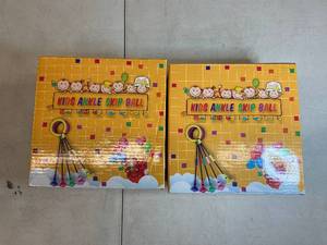 Lan - Set of 2 Kids Ankle Skip Balls - Fun Outdoor Activity