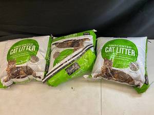 Set of 3 Damaged Unscented Cat Litter 20 lb Bags - Natural Clay Formula