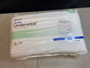 McKesson Ultra Underwear - Pack of 22 - Small - Heavy Absorbency