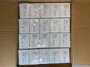 Lan - Lot of 5 Boxes Baseline 25,000 Standard Staples (5 Packs of 5,000 per Box)