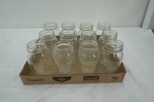 lot 341 image: 1q canning jars 12ct