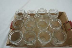 lot 348 image: pint canning jars 12ct