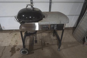 lot 357 image: Weber Charcoal Grill