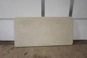 lot 361 image: folding table 4x2