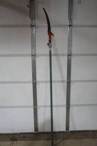 lot 366 image: pole saw