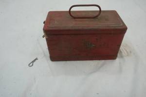 lot 43 image: Dietz flares