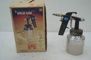 lot 58 image: Intermatic speedy spray gun