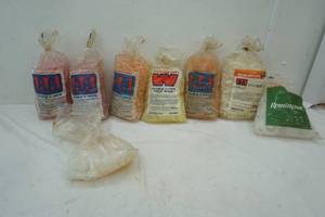 lot 67 image: Large Lot Reloading ammo wads