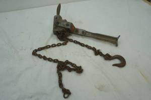 lot 70 image: hoist come along