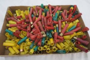 lot 143 image: large lot of empty hulls