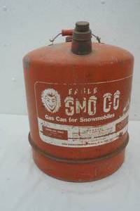 lot 188 image: 6 Gal Eagle Snogo gas can
