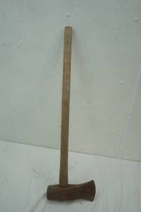 lot 217 image: splitting axe lot