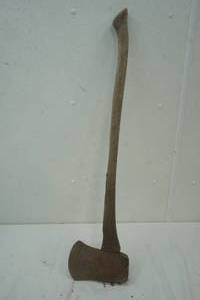 lot 219 image: axe lot