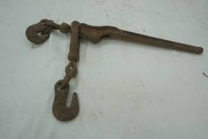 lot 240 image: load binder