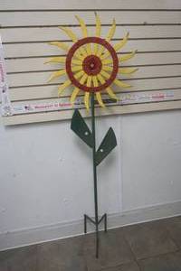 lot 250 image: heavy duty metal sunflower yard ornament 55 tall