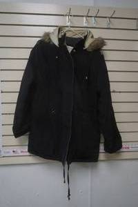 lot 255 image: womens black winter coat size medium