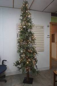lot 257 image: 8 Christmas tree decorated