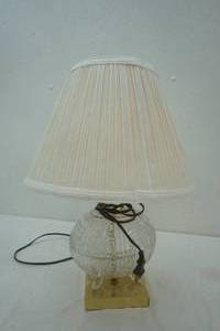 lot 276 image: glass lamp 19 tall