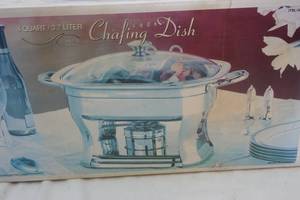 lot 302 image: Chafing dish