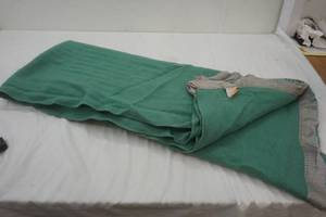 lot 321 image: wool blanket
