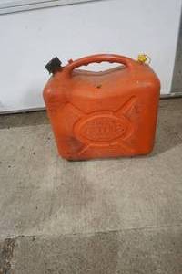 lot 382 image: gas container
