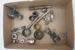 lot 406 image: keyhole saw blades and thread bits lot