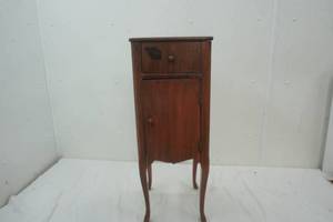 lot 414 image: vintage antique small cabinet with drawer