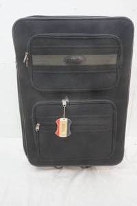 lot 416 image: medium back suitcase