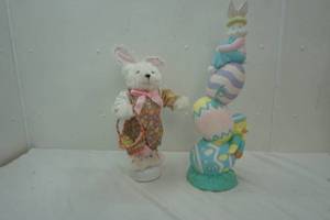 lot 424 image: Easter decor 18 and 2