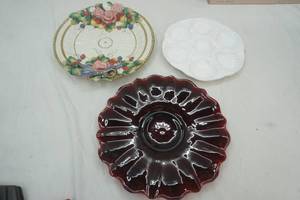 lot 447 image: serving trays
