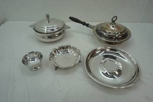 lot 460 image: silver plated serving lot