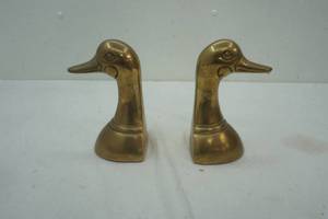 lot 484 image: brass duck bookends