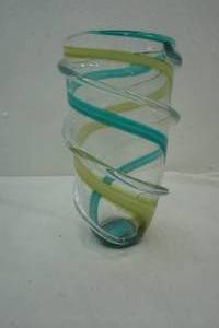 lot 489 image: glass vase 1 tall