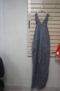 lot 517 image: key overalls 32X32