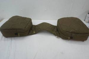 lot 532 image: Saddle barn saddle bags