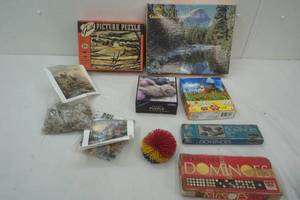 lot 548 image: puzzle and game lot