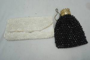 lot 568 image: vintage beaded purses