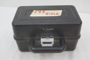 lot 577 image: Gun ammo case