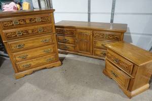 lot 628 image: 4 piece bedroom set American Drew Tours Tanglewood