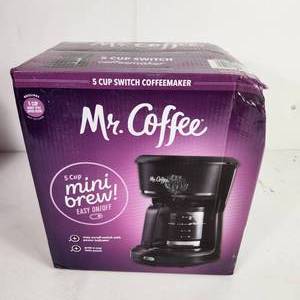 lot 57 image: Mr. Coffee 5 Cup Mini Brew Easy OnOff Grab A Cup Auto Pause Some Damage To Box