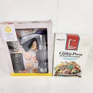 lot 68 image: Lot Of Two New Open Box Cookie Presses Wilton And Hutzler Gerda