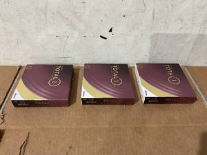 lot 284 image: LOT OF 3 Dailies Total 1 One Day Contact Lenses 90PCS 1.75