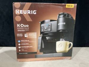 lot 419 image: Keurig K-Duo Essentials, Hot & Iced Single-Serve K-Cup Pod Coffee Maker & Carafe