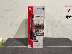 lot 135 image: Dirt Devil PowerMax Bagless Upright Vacuum Cleaner Machine