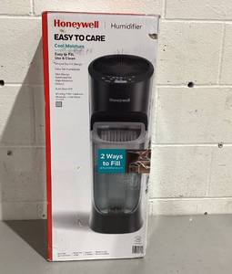 lot 501 image: Honeywell 1.7 gal 500 sq ft Top Fill Cool Moisture Tower Humidifier