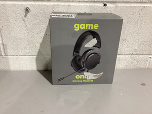 lot 510 image: Onn. Over-Ear Gaming Headset, Built-in Mic for PC, 6 ft Cable
