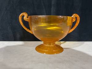 lot 463 image: LOT OF 11 Target Bullseye Summer 2024 Golden Trophy Ice Buckets
