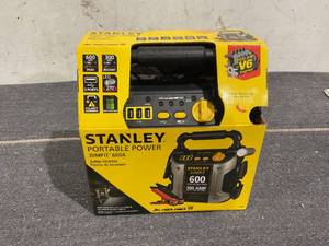lot 187 image: STANLEY J309 600-Peak Amp-Starter and Power Station